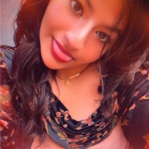 Meet your Posher, Veronika